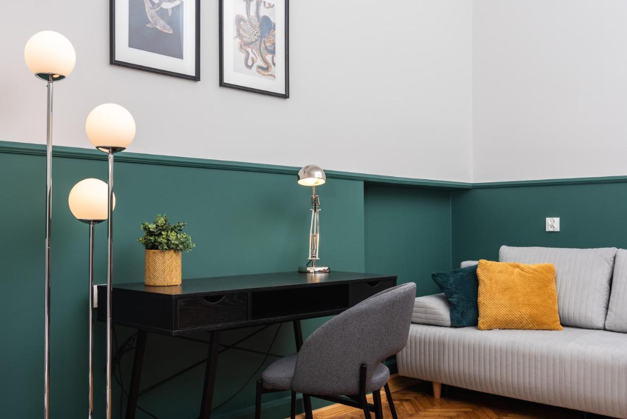 Classy Old Town Apartment - By Upstairs Cracovia Exterior foto